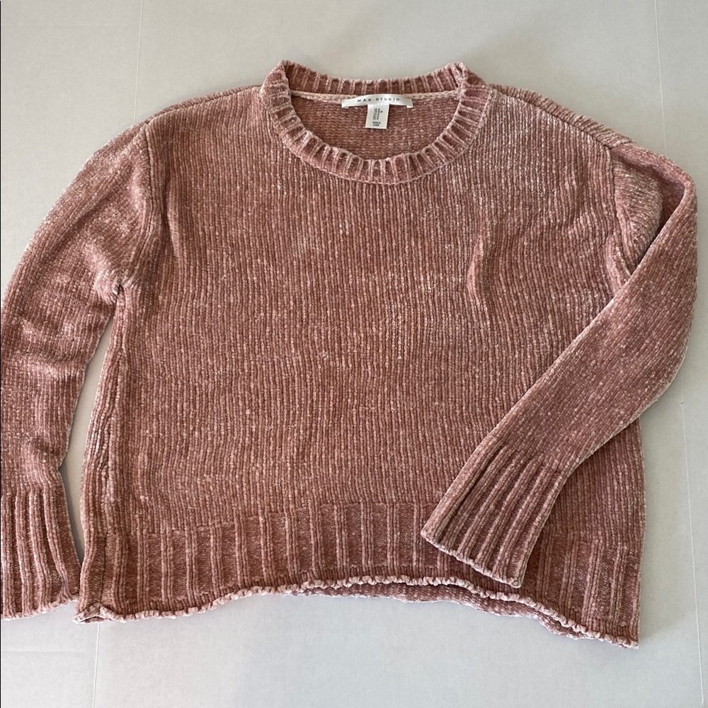 Max Studio Women's Med Knit Sweater Long Sleeve Pullover Pink Casual Very Soft